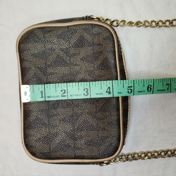 Michael Kors classic mini crossbody purse - Picture 15 of 15
